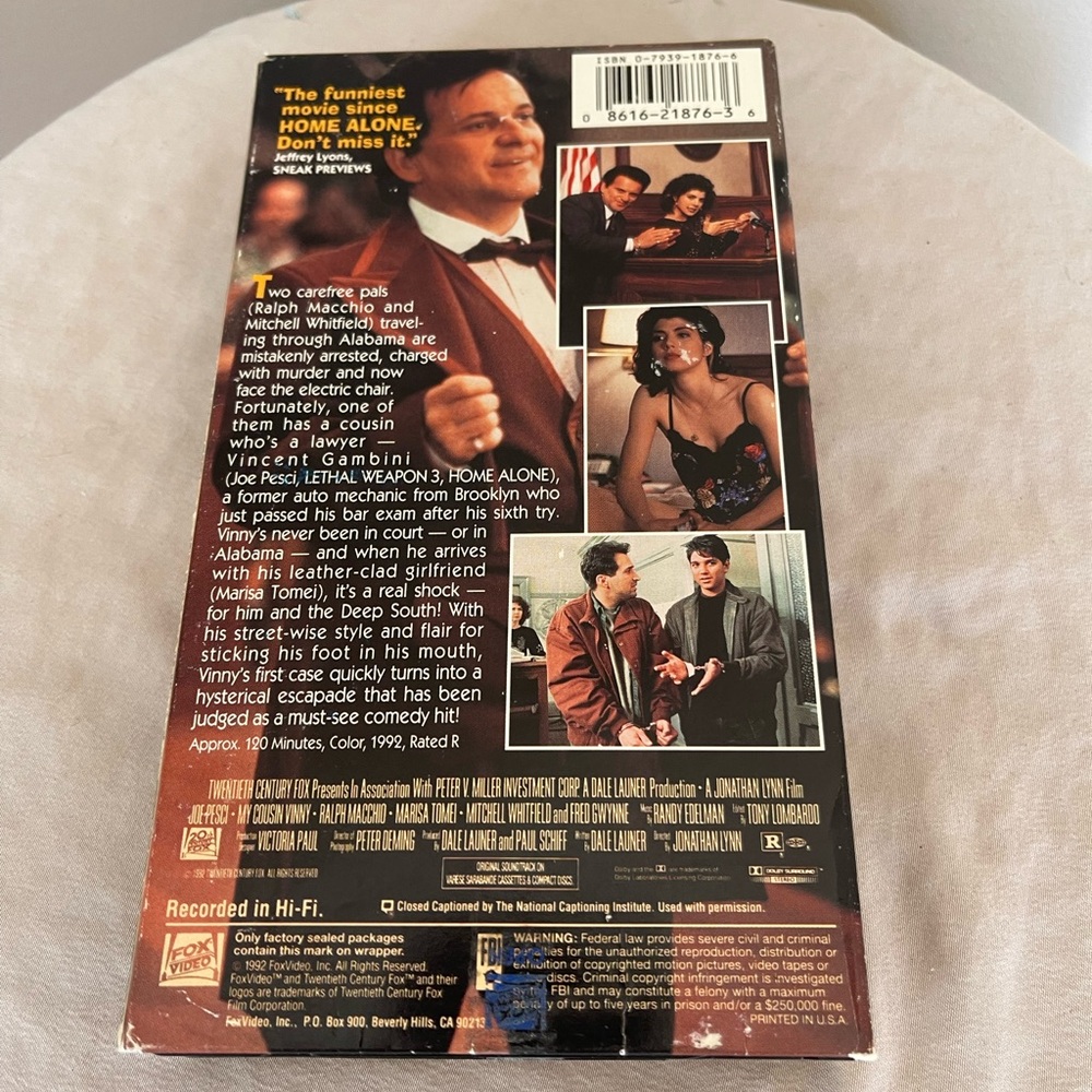 ⭐️ My Cousin Vinny VHS Tape Rare Vintage Home Video Movie 1992 Fox Pesci Macchio - Picture 3 of 4